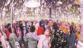 海南自贸港元旦旅游市场火爆 拉动消费与国际吸引力提升 - 风彩百游资讯网