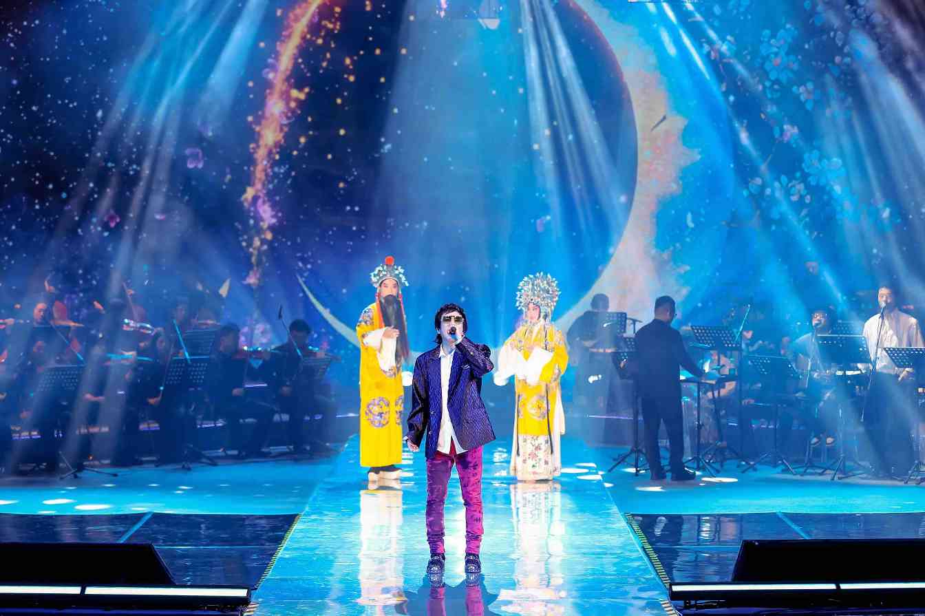 陕西举办优秀旅游歌曲展演活动(图2)